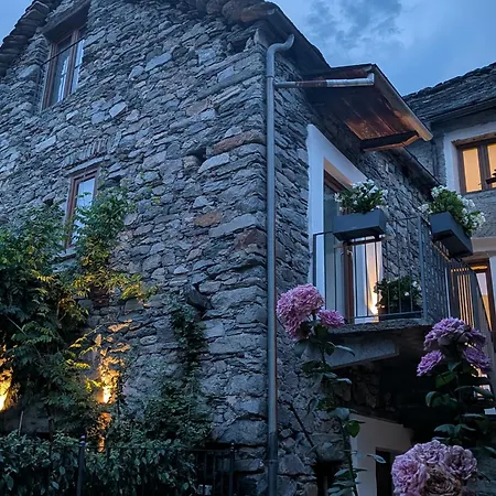 Дом отдыха La Via Del Sale The Old Barn Домодоссола